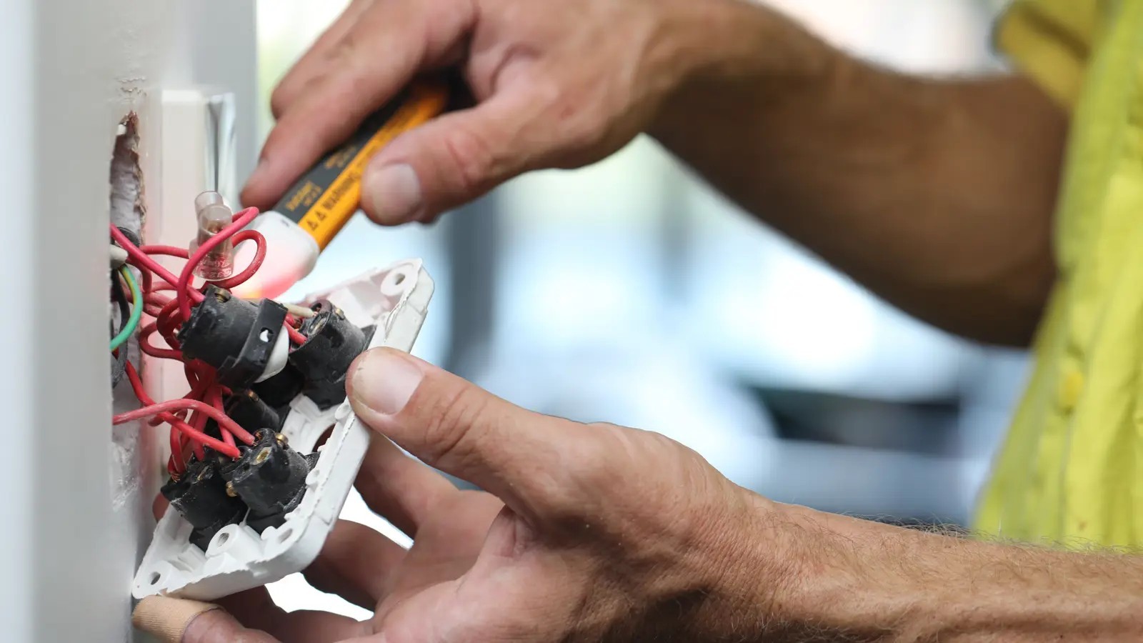 Grove Spark safety switch installation